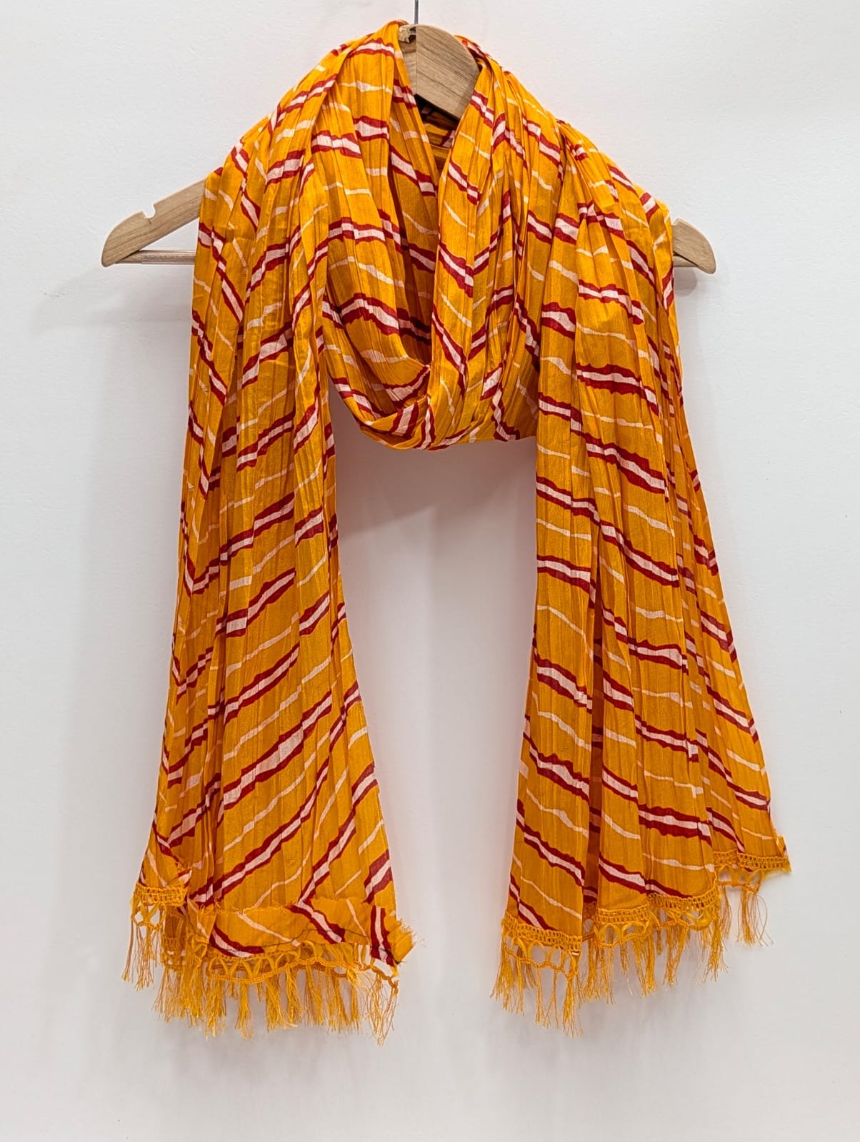 Yellow striped synthetic stole with tassels