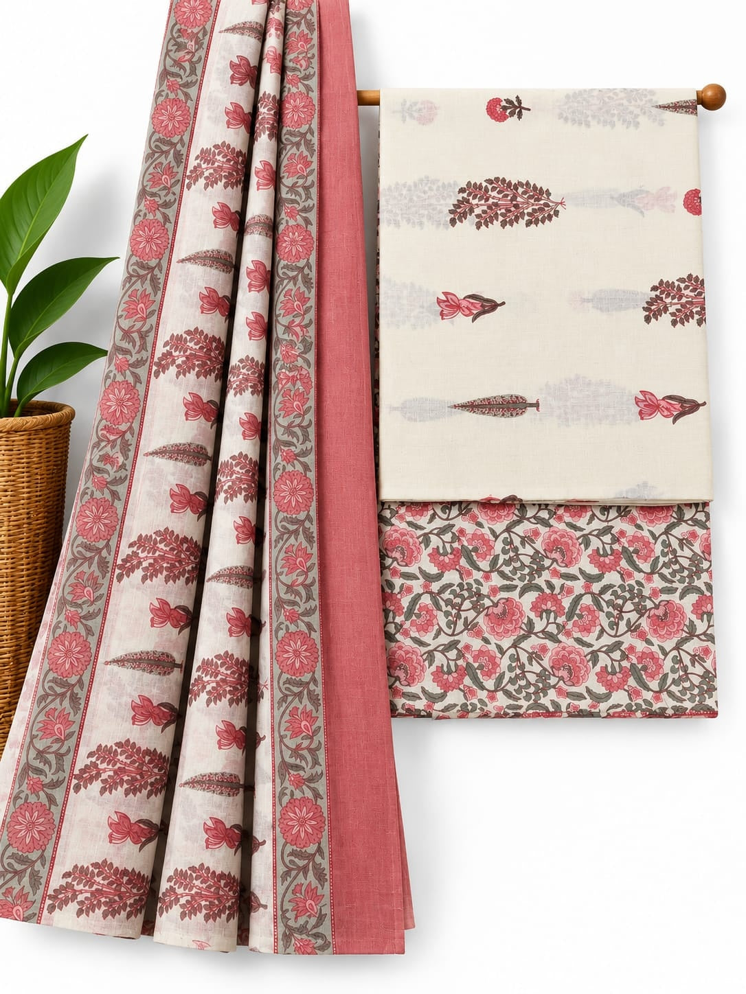 Pink & Off-White Floral Booti cotton screen print salwar suit set with cotton dupatta