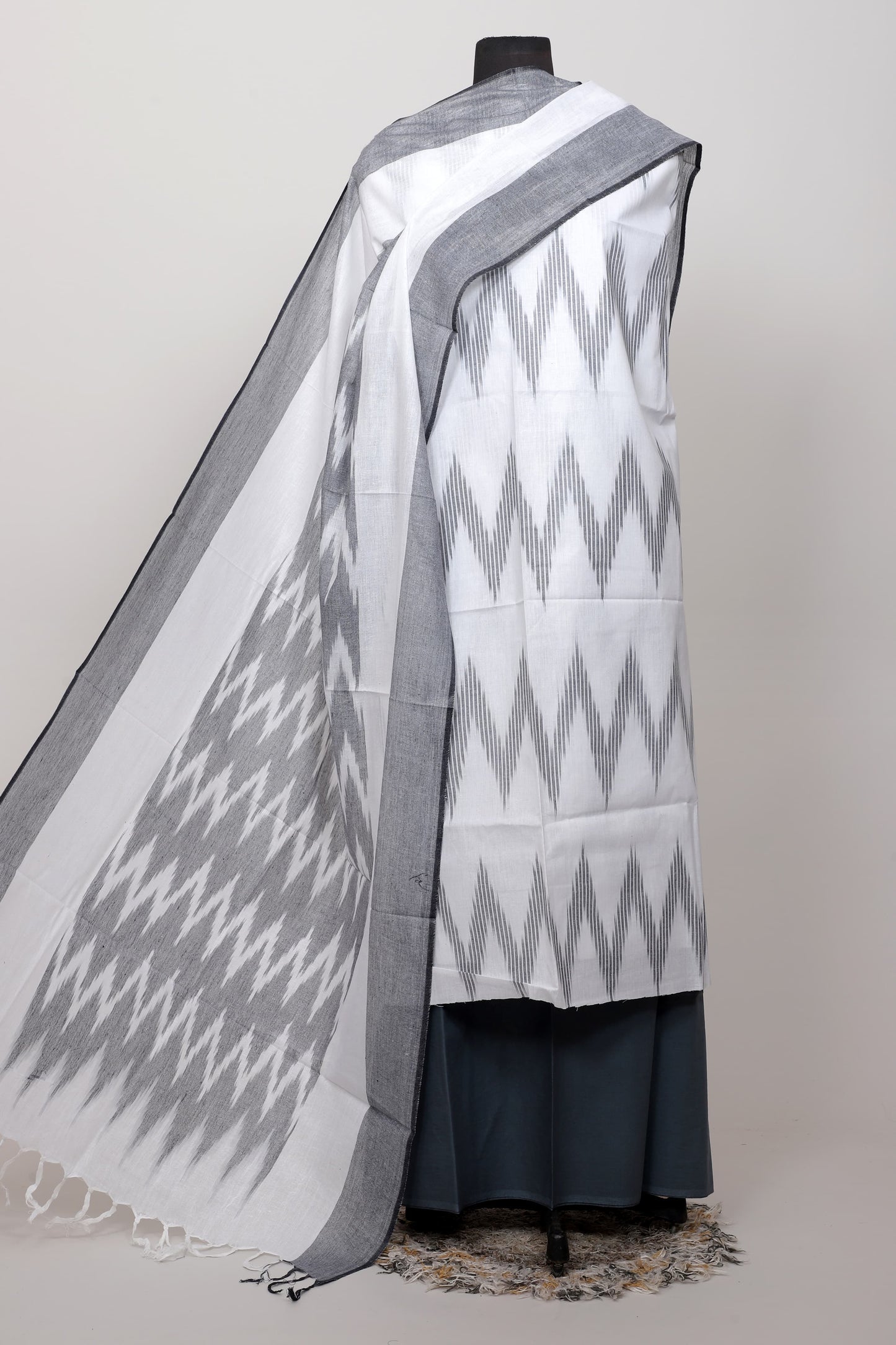 Handloom Weaving Bhagalpuri ikkat Suit Set - TSPSGBIK11