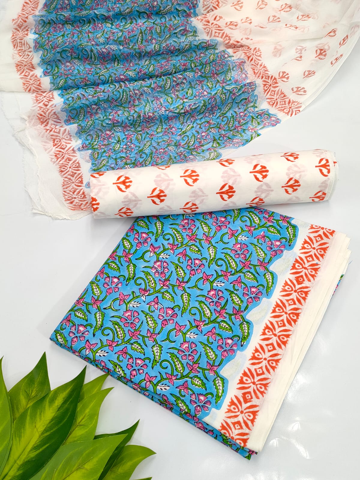Hand Block Cotton Salwar Suit Set with Chiffon Dupatta - TSPSCFVJA37