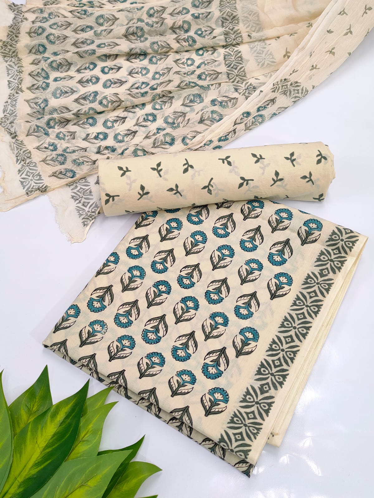 Hand Block Cotton Salwar Suit Set with Chiffon Dupatta - TSPSCFVJA38