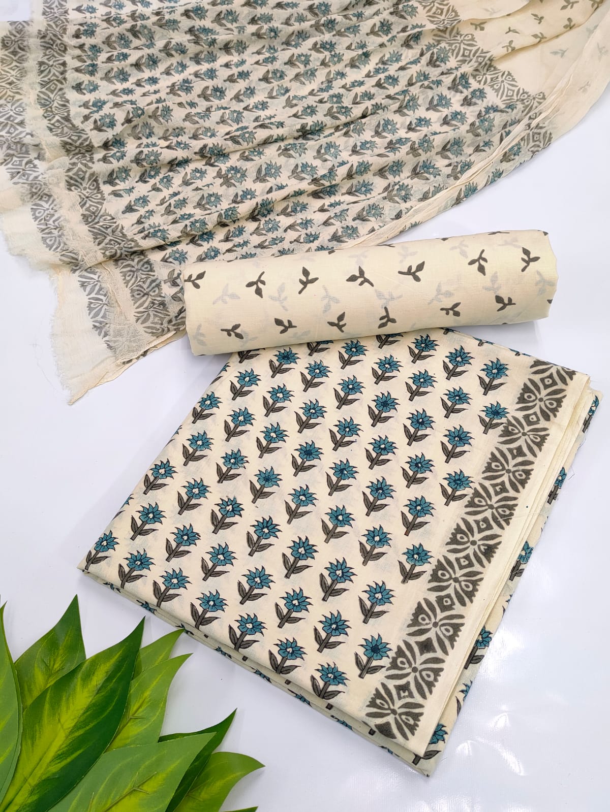 Hand Block Cotton Salwar Suit Set with Chiffon Dupatta - TSPSCFVJA39