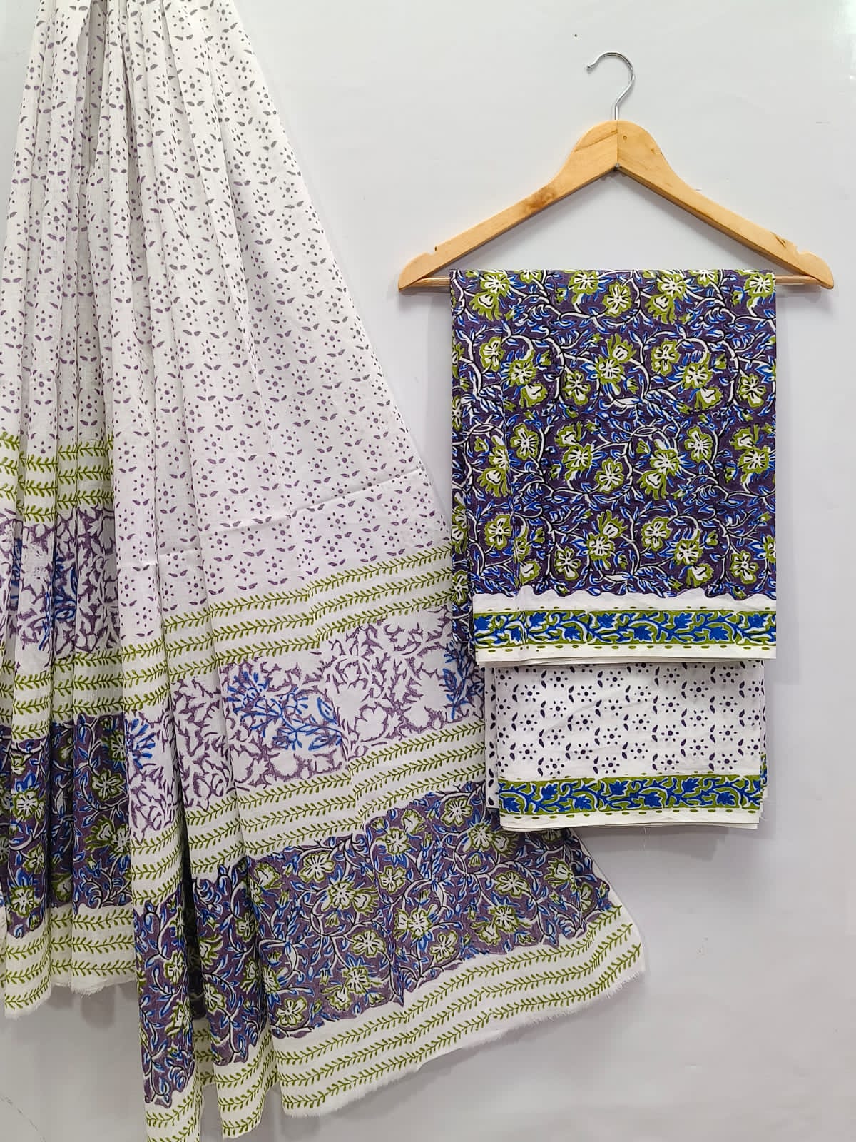 Hand Block Cotton Salwar Suit Set with Cotton Dupatta - TSPSMTPA20