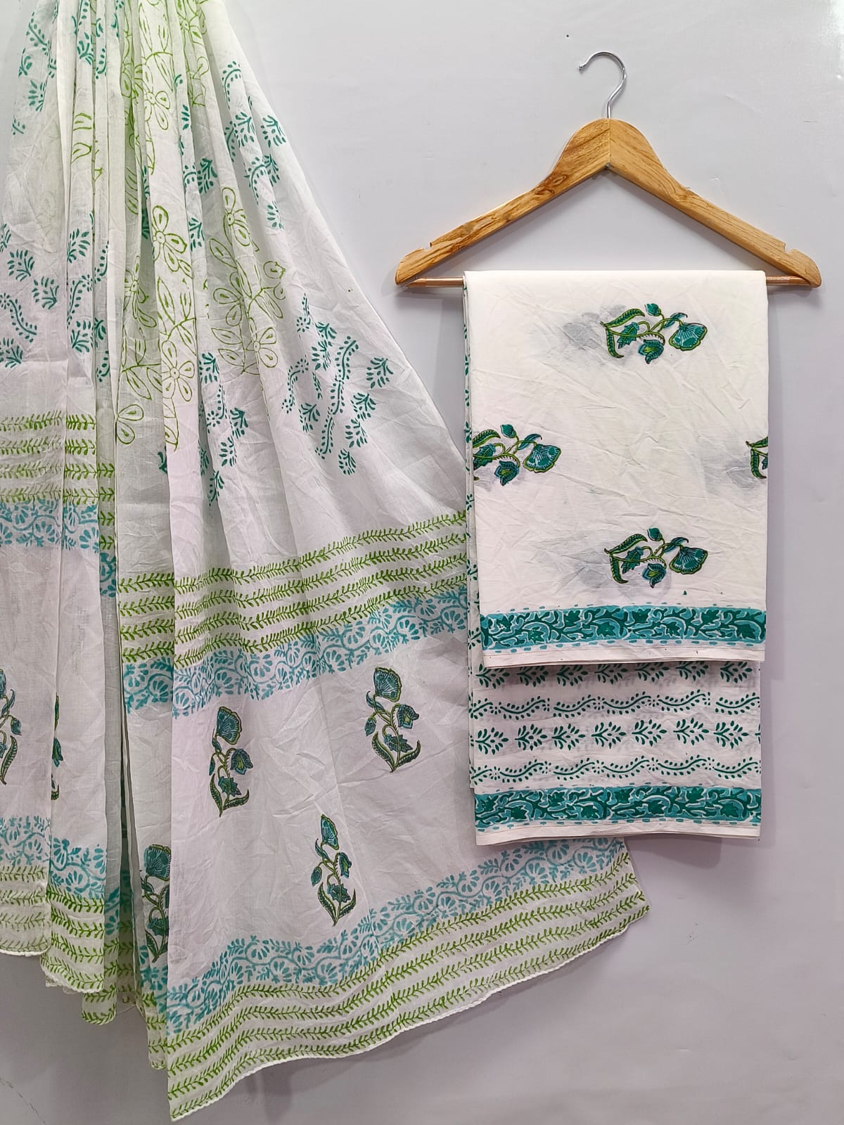 Hand Block Cotton Salwar Suit Set with Cotton Dupatta - TSPSMTPA30