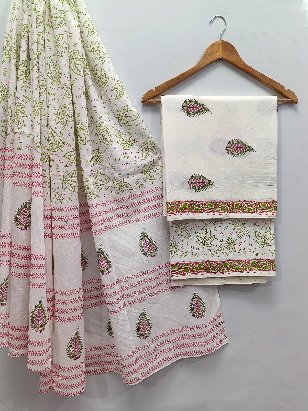 Hand Block Cotton Salwar Suit Set with Cotton Dupatta - TSPSMTPA41