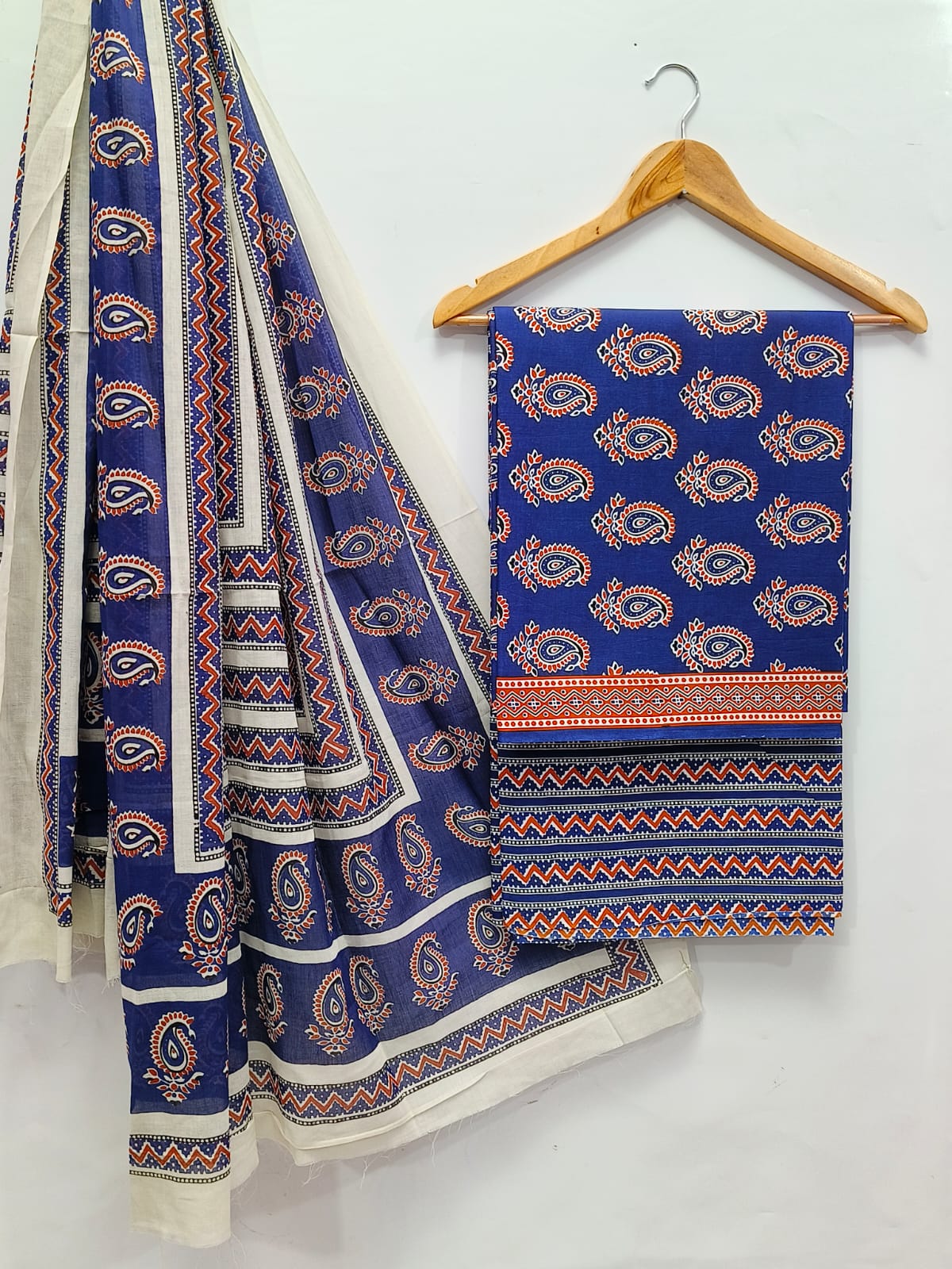 Cotton Screen Print Salwar Suit with Cotton Dupatta - TSPSMVVSP28