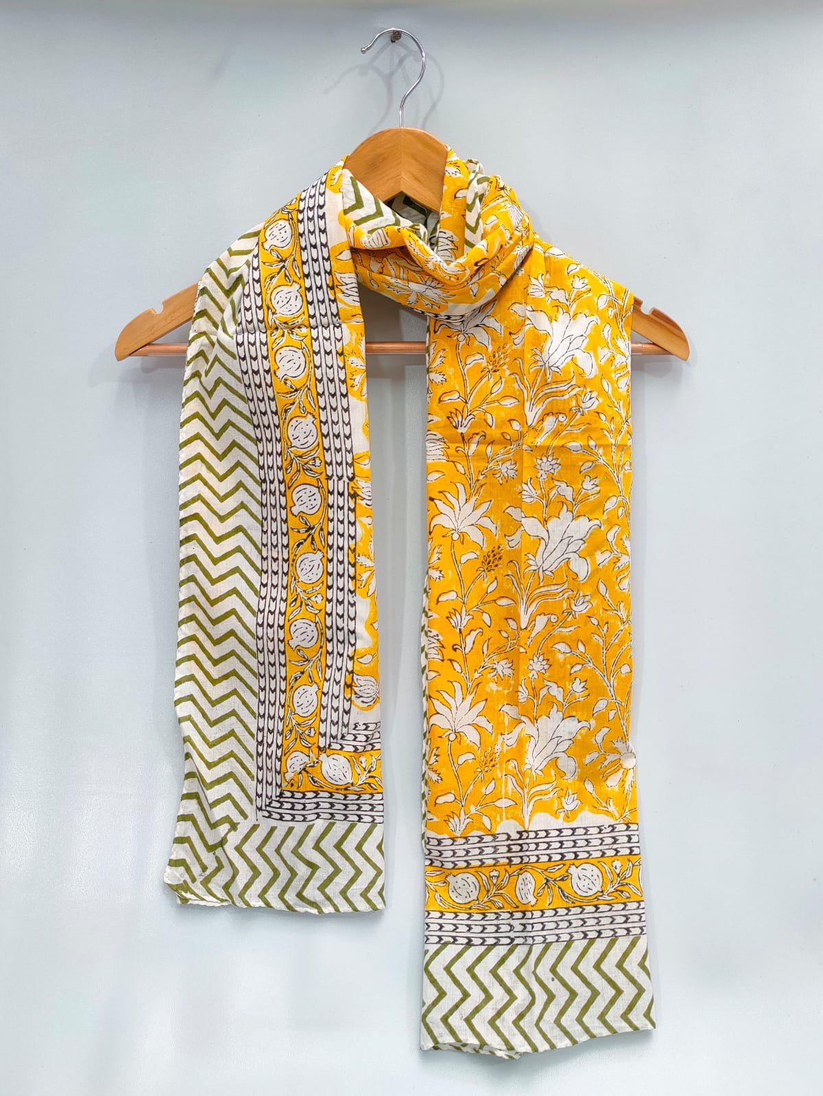 Cotton Stoles of 22 inch width