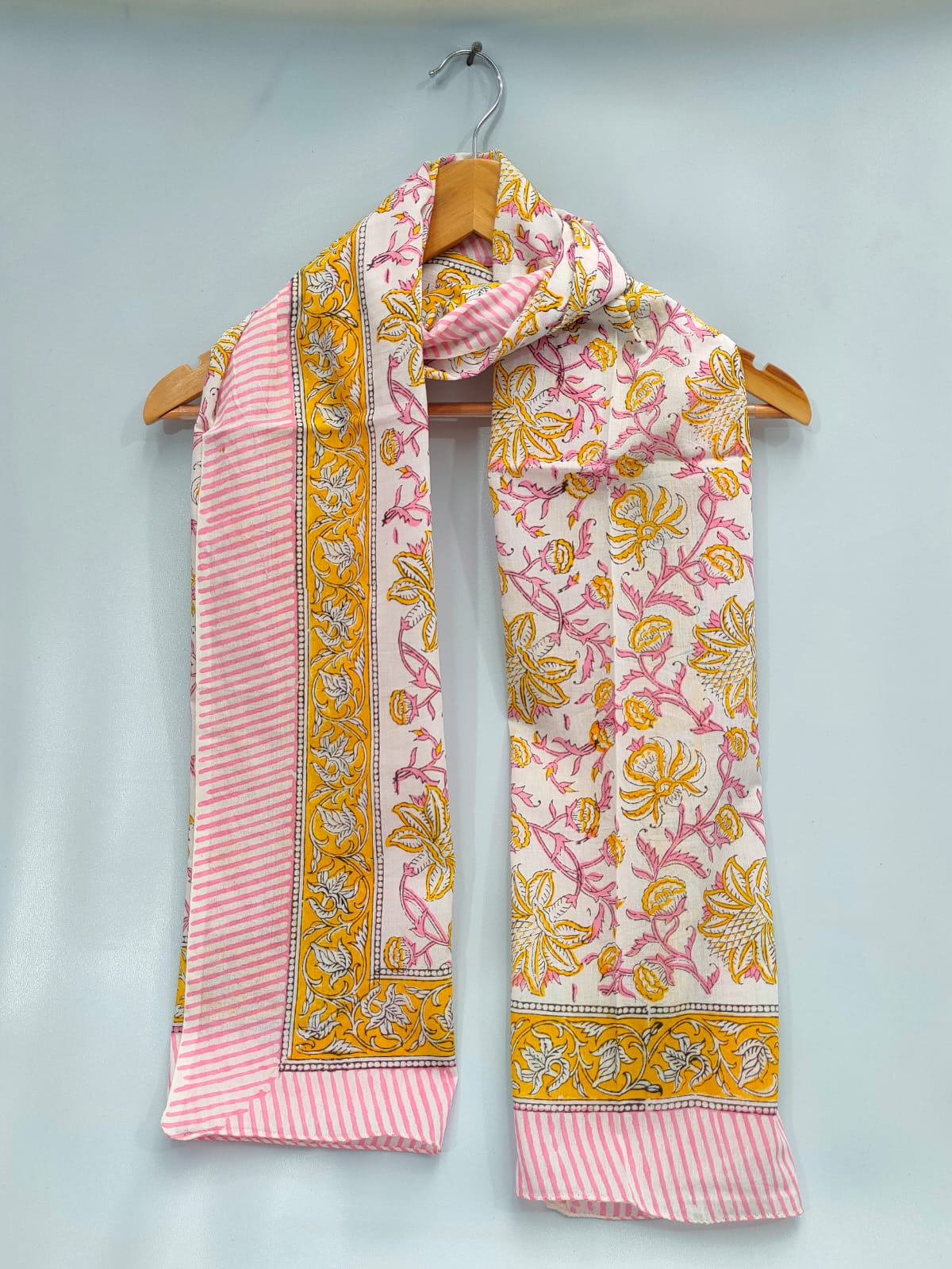 Cotton Stoles of 22 inch width