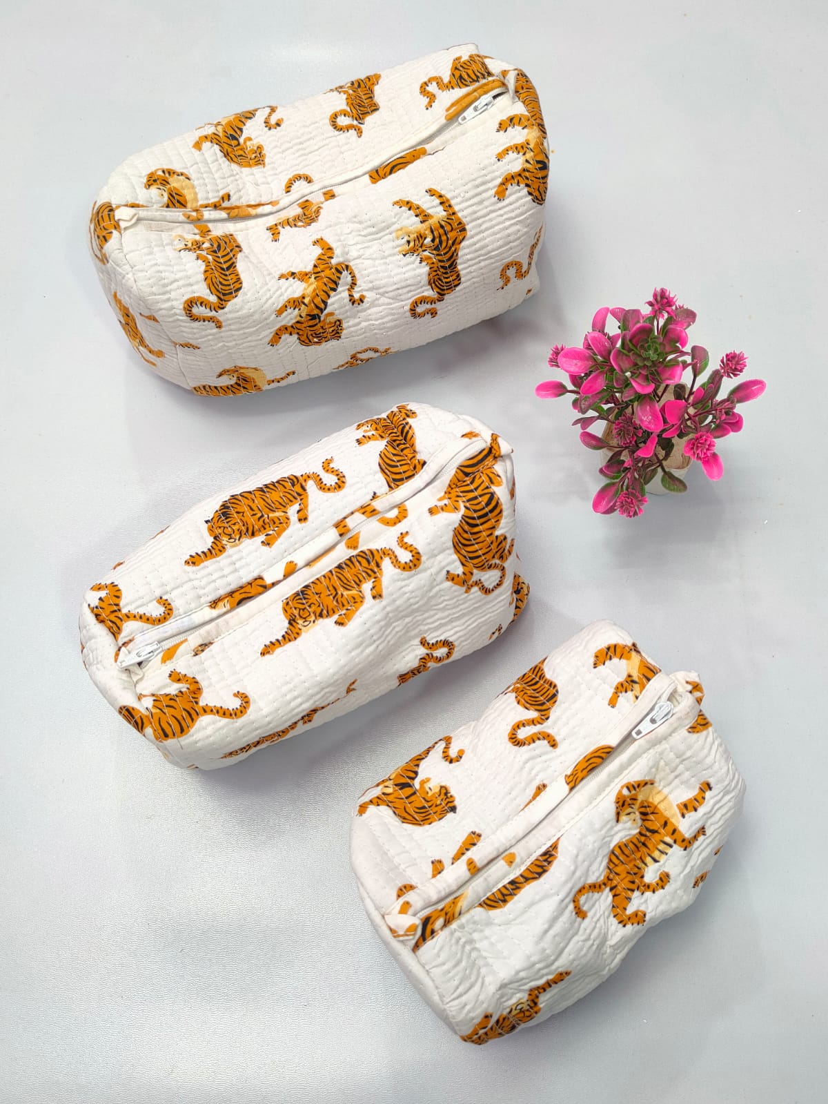Set of 3 Pouches With A Waterproof Lining, Perfect For Cosmetics