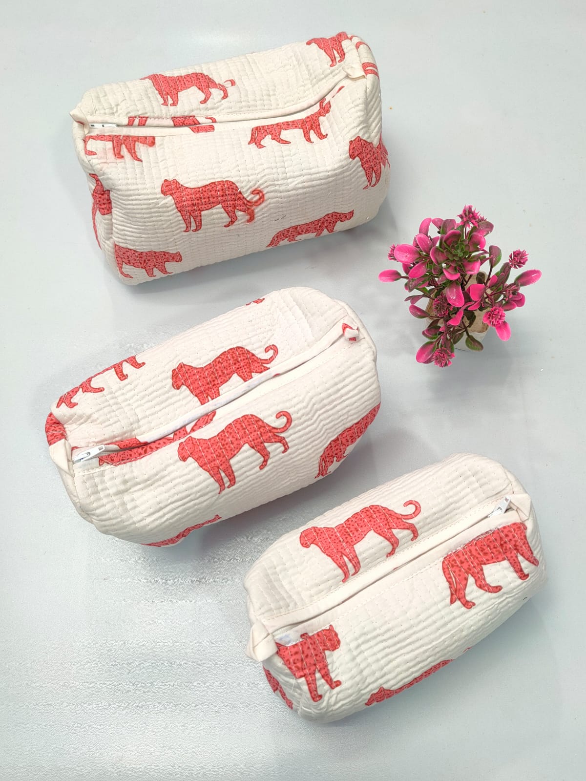 Set of 3 Pouches With A Waterproof Lining, Perfect For Cosmetics