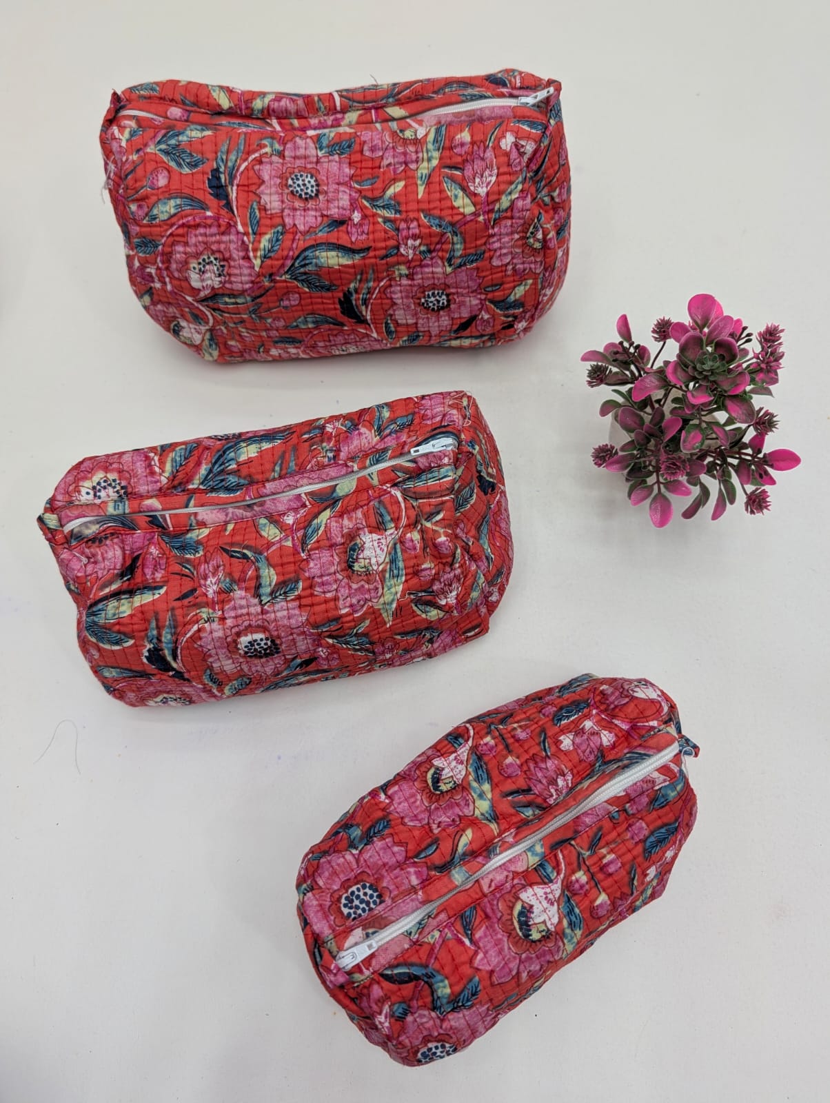 Set of 3 Pouches With A Waterproof Lining, Perfect For Cosmetics