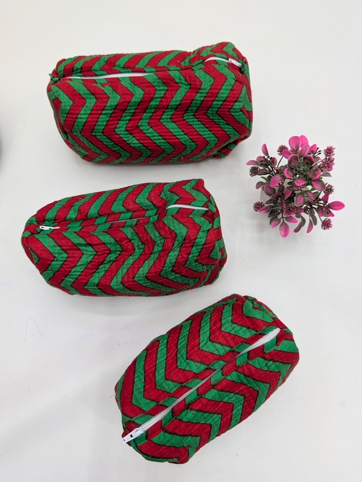 Set of 3 Pouches With A Waterproof Lining, Perfect For Cosmetics