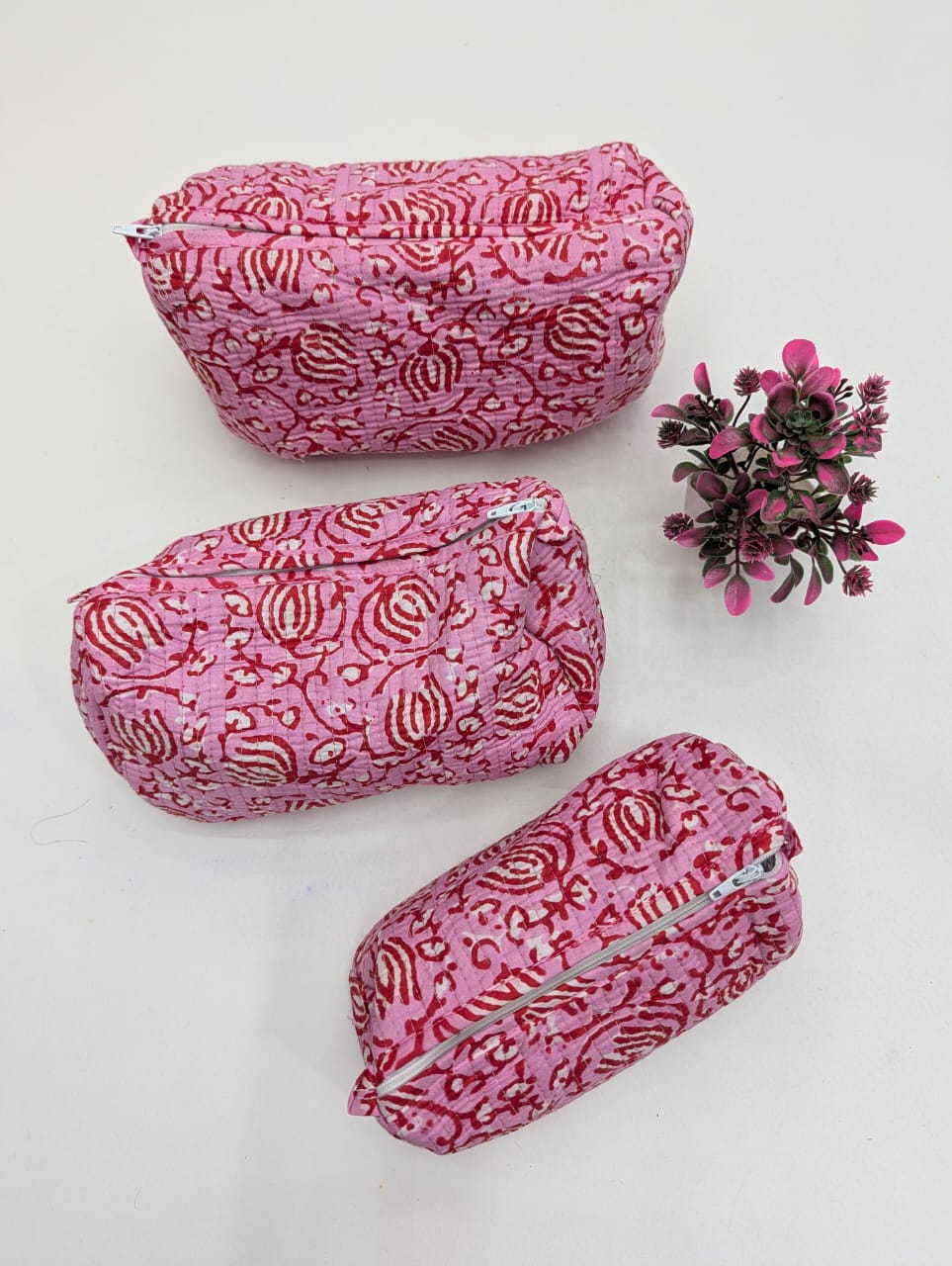 Set of 3 Pouches With A Waterproof Lining, Perfect For Cosmetics