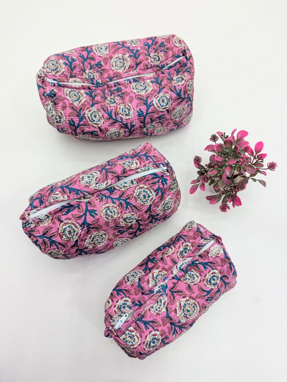 Set of 3 Pouches With A Waterproof Lining, Perfect For Cosmetics