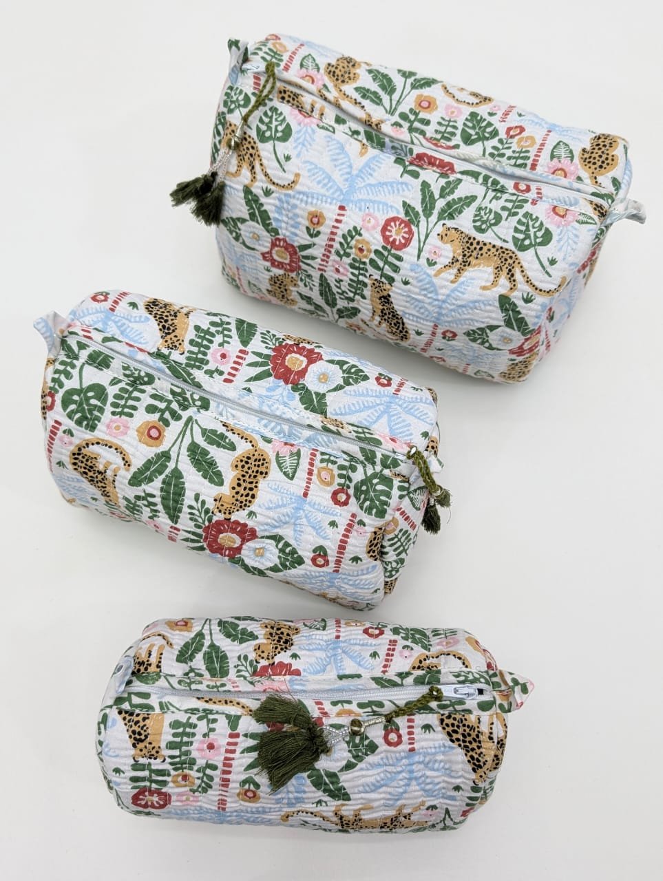 Set of 3 Pouches With A Waterproof Lining, Perfect For Cosmetics