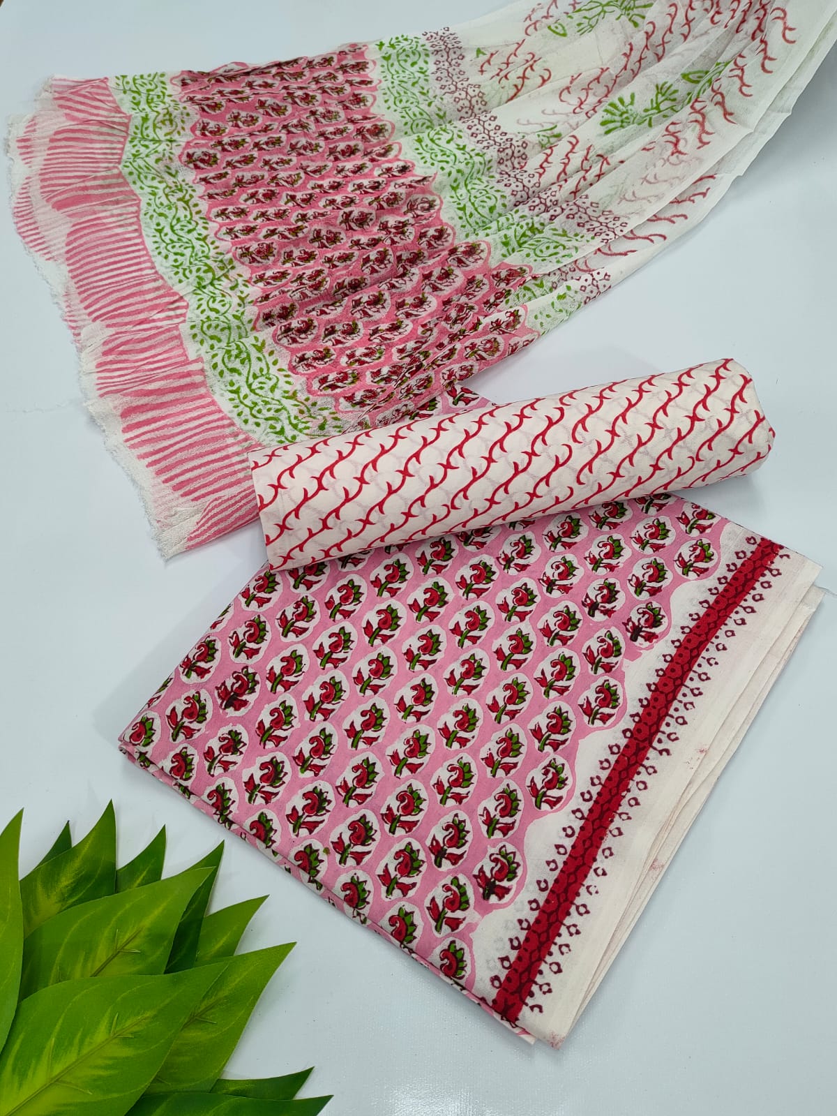 Hand Block Cotton Salwar Suit Set with Chiffon Dupatta - TSPSCFTP40