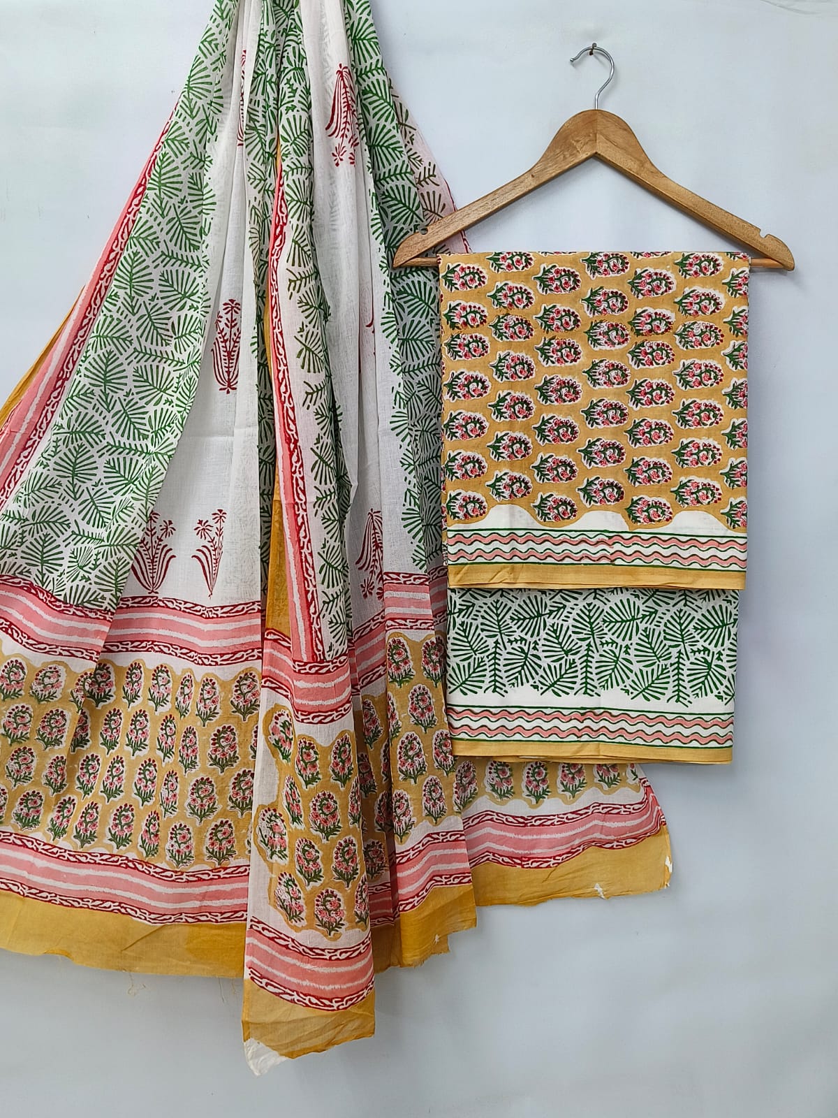 Hand Block Cotton Salwar Suit Set with Cotton Dupatta - TSPSMVV25