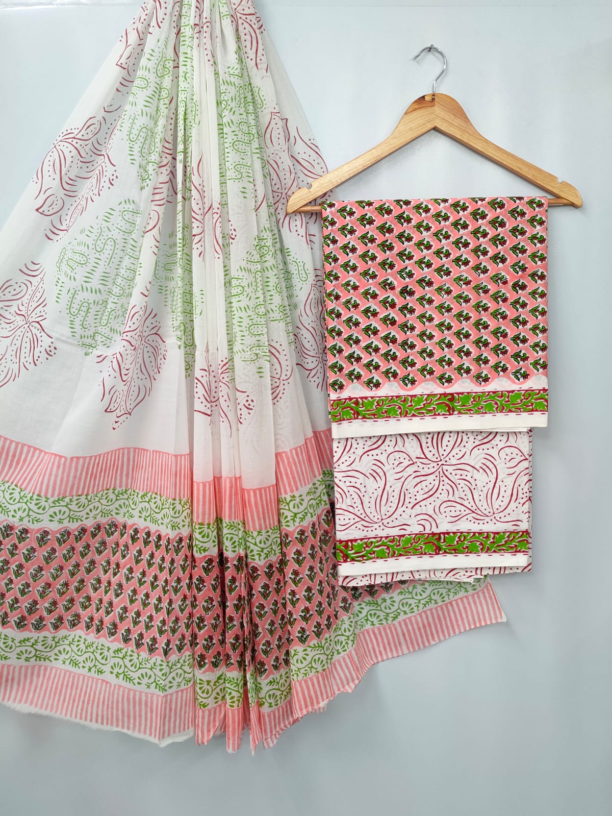 Hand Block Cotton Salwar Suit Set with Cotton Dupatta - TSPSMTP3