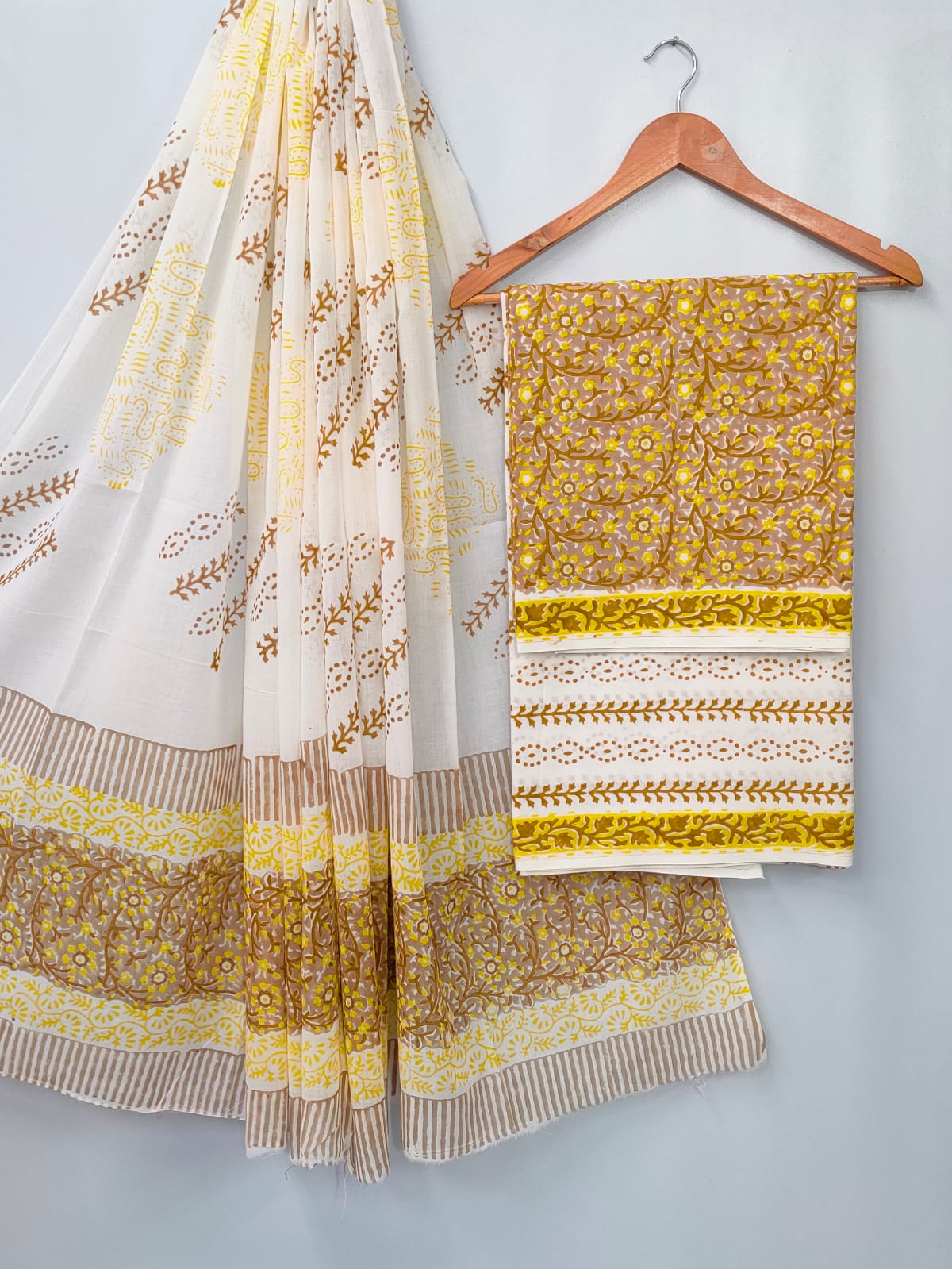 Hand Block Cotton Salwar Suit Set with Cotton Dupatta - TSPSMTP47