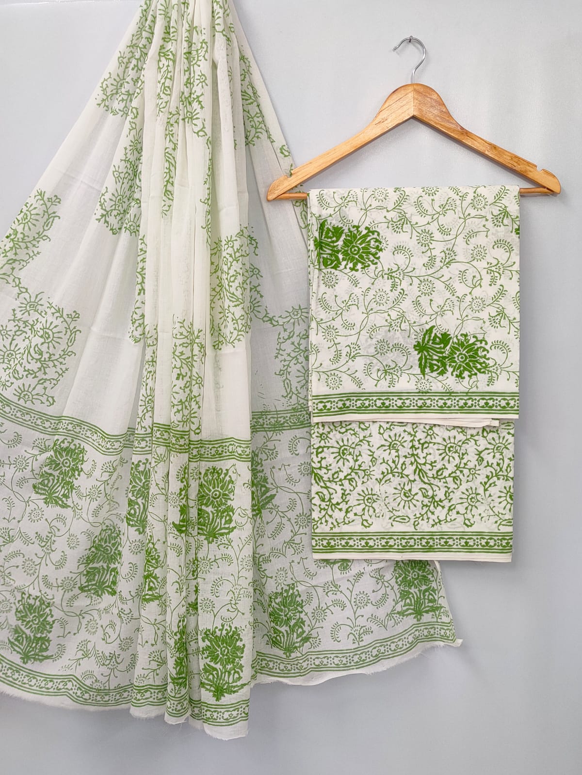Hand Block Cotton Salwar Suit Set with Cotton Dupatta - TSPSMVJ17