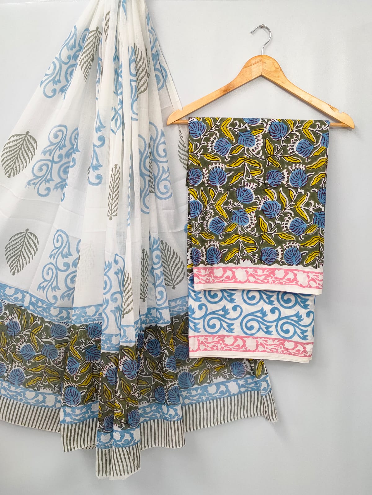 Hand Block Cotton Salwar Suit Set with Cotton Dupatta - TSPSMVJ2