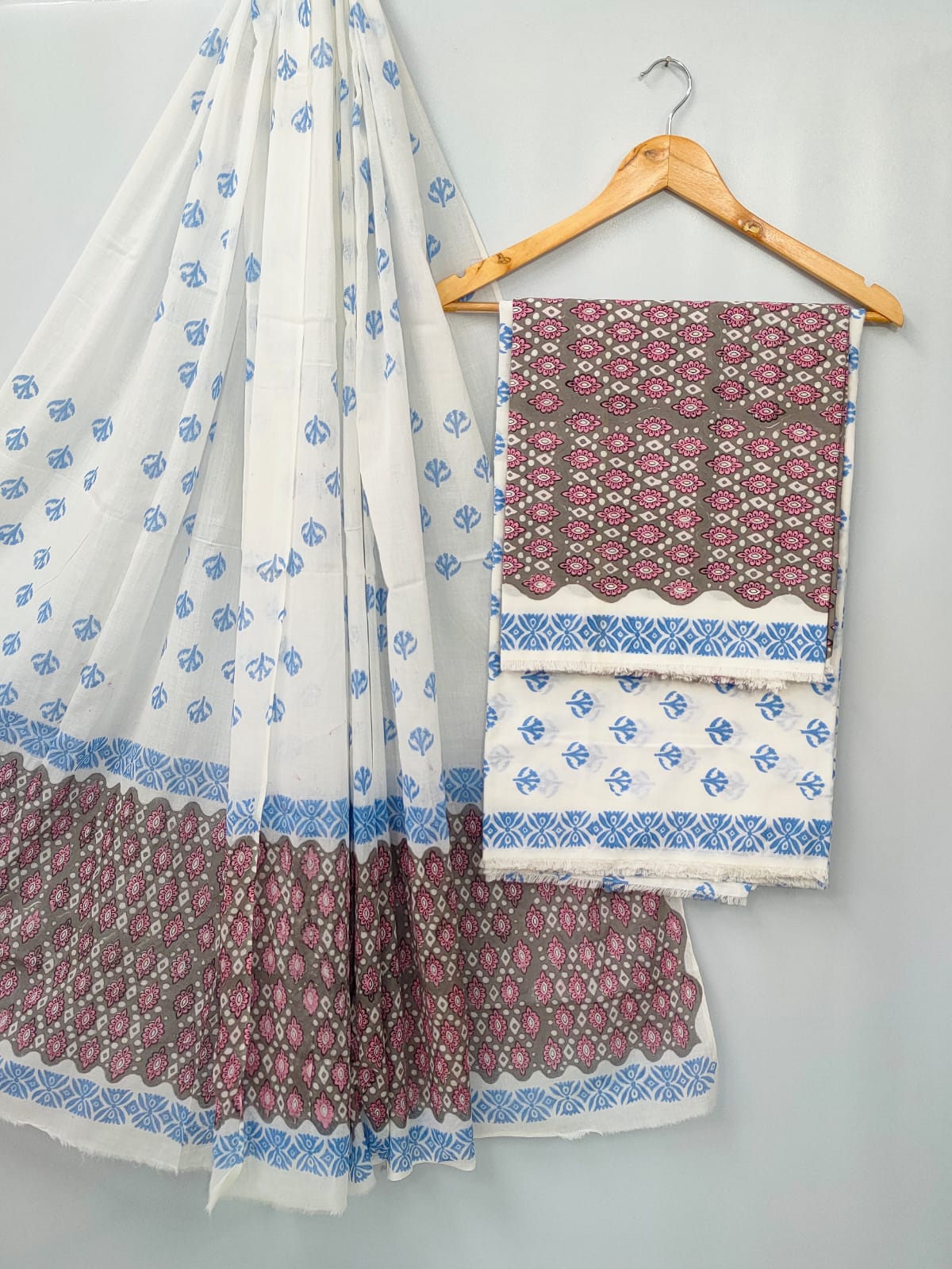Hand Block Cotton Salwar Suit Set with Cotton Dupatta - TSPSMVJ54
