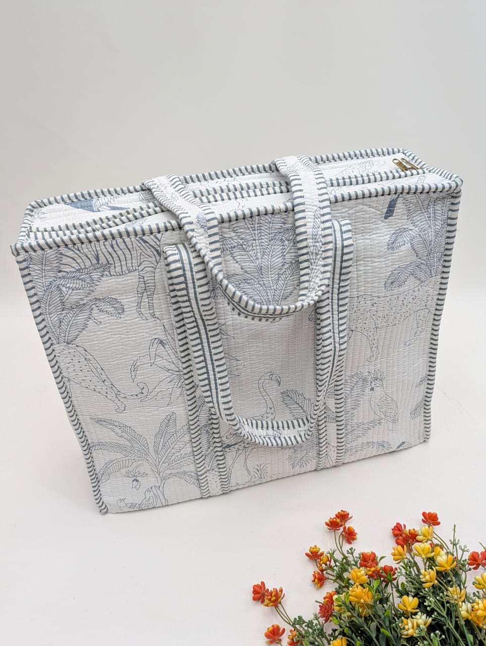 Quilted Tote Bag with zipper - 17x18x 6 inches