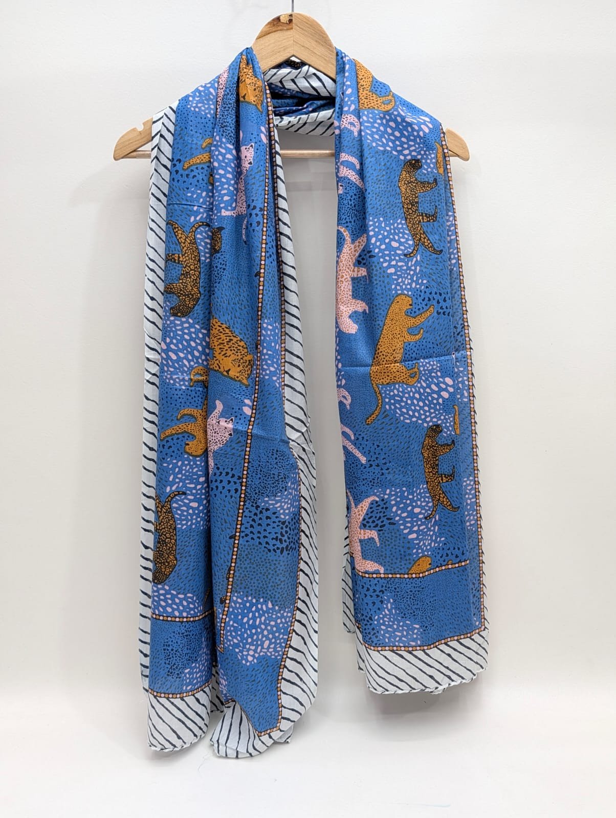 Blue animal print mul cotton stole with border