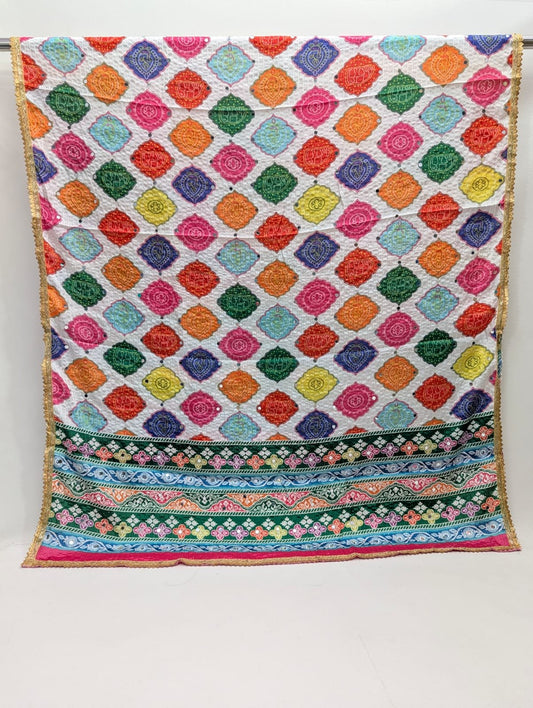 Diamond pattern Chinon stole with mirror work India