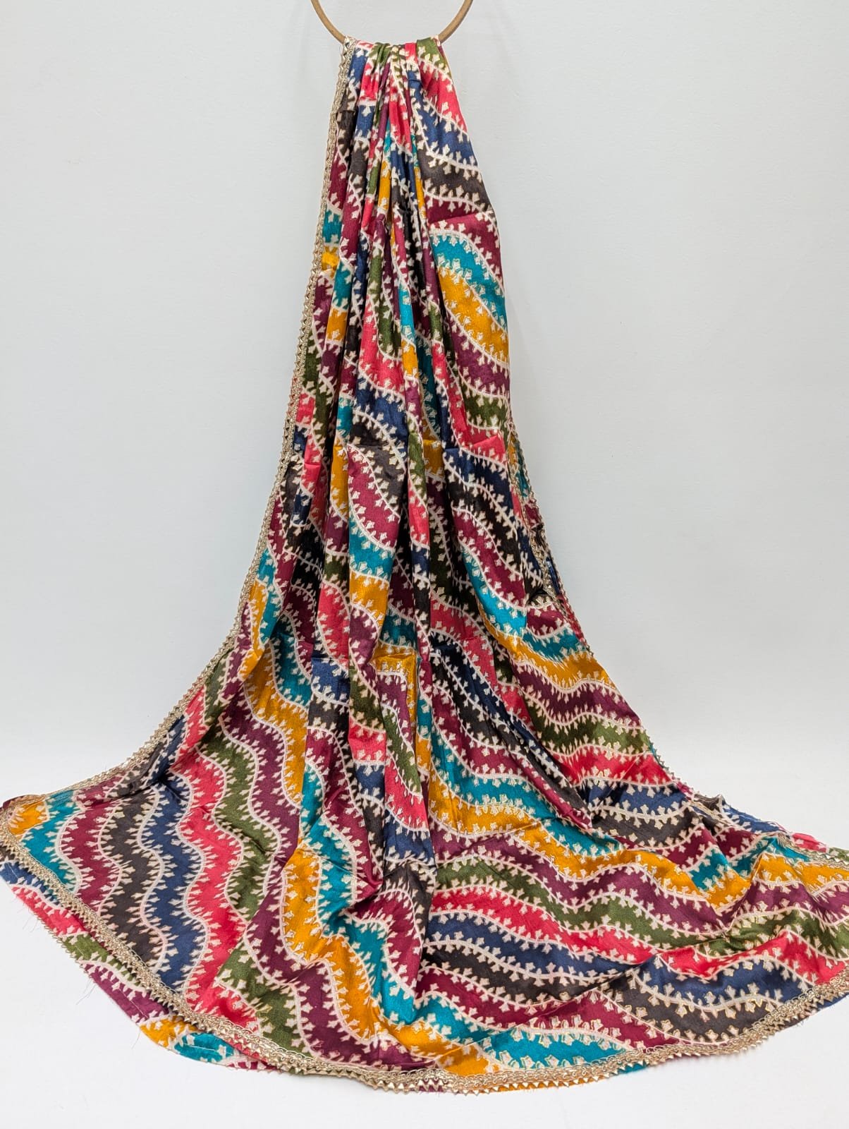 Vibrant wavy pattern Chinon foil dupatta fabric