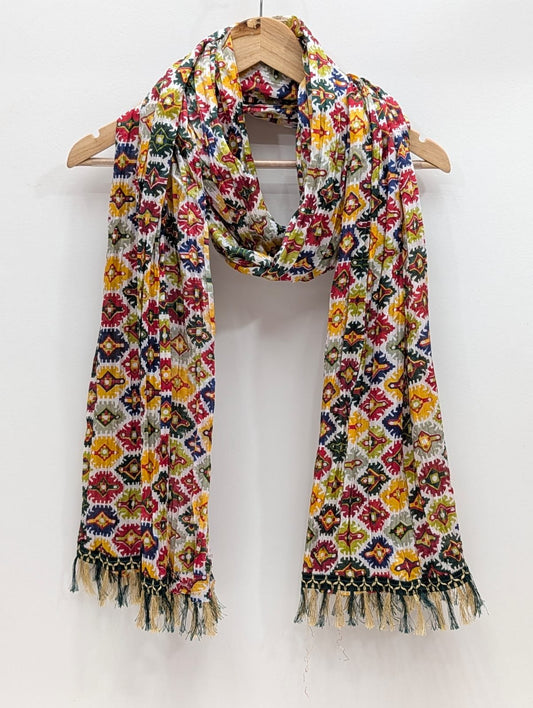 Multicolor ethnic motif synthetic stole with tassels