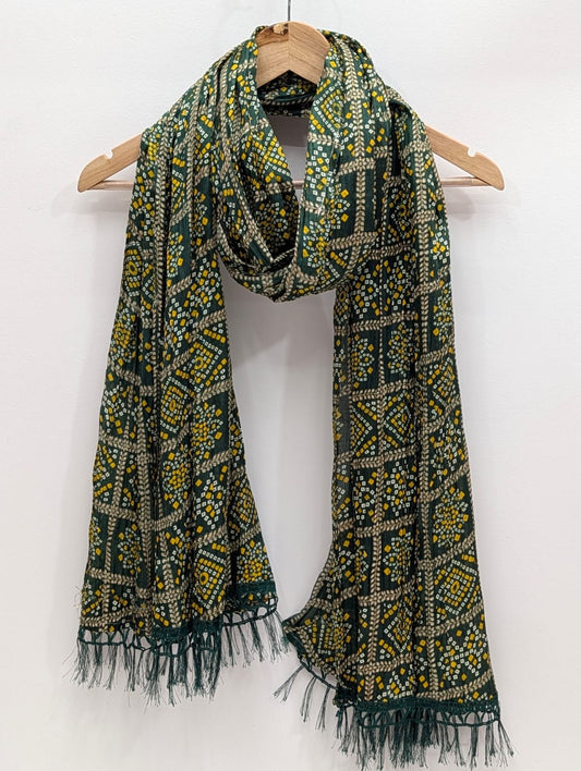 Green geometric printed stole with tassels