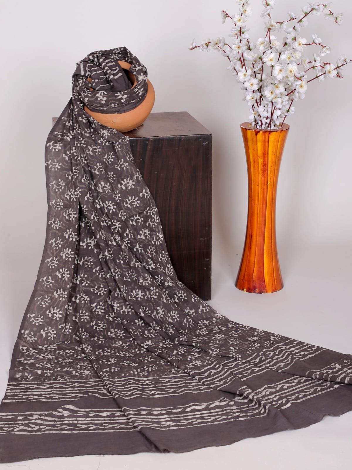 Bagru cotton dupatta