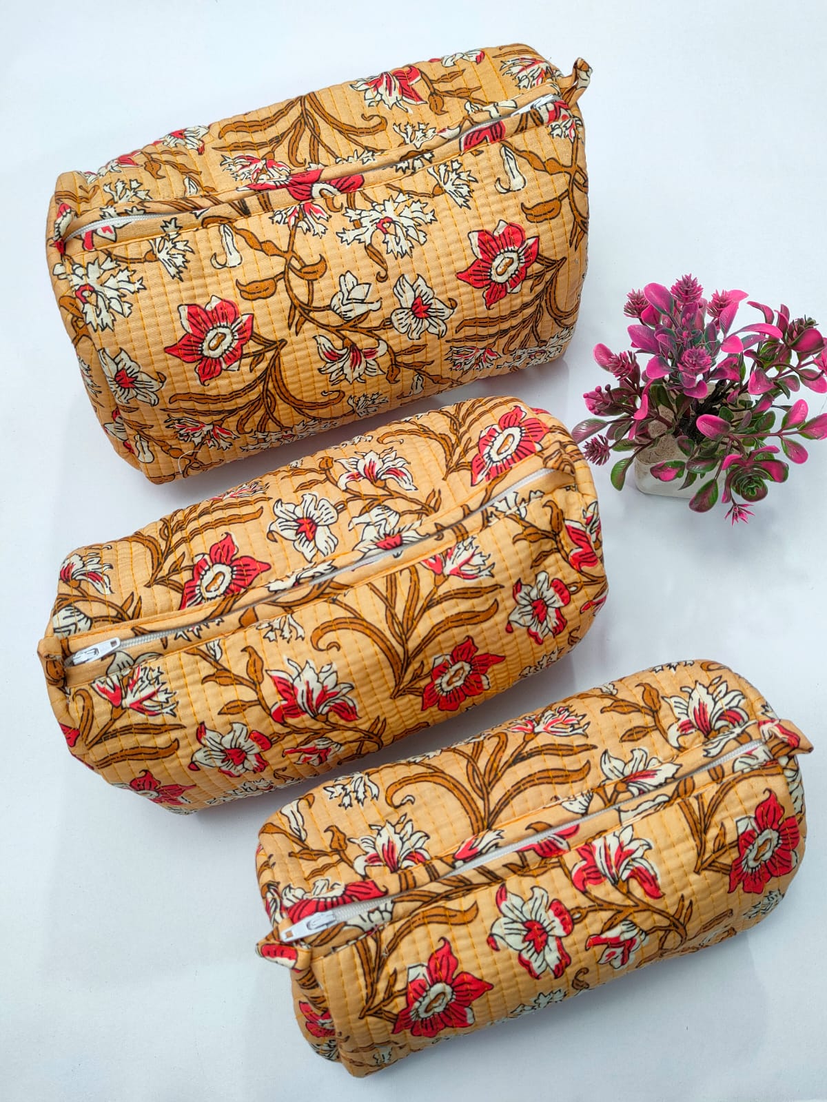 Set of 3 Pouches With A Waterproof Lining, Perfect For Cosmetics
