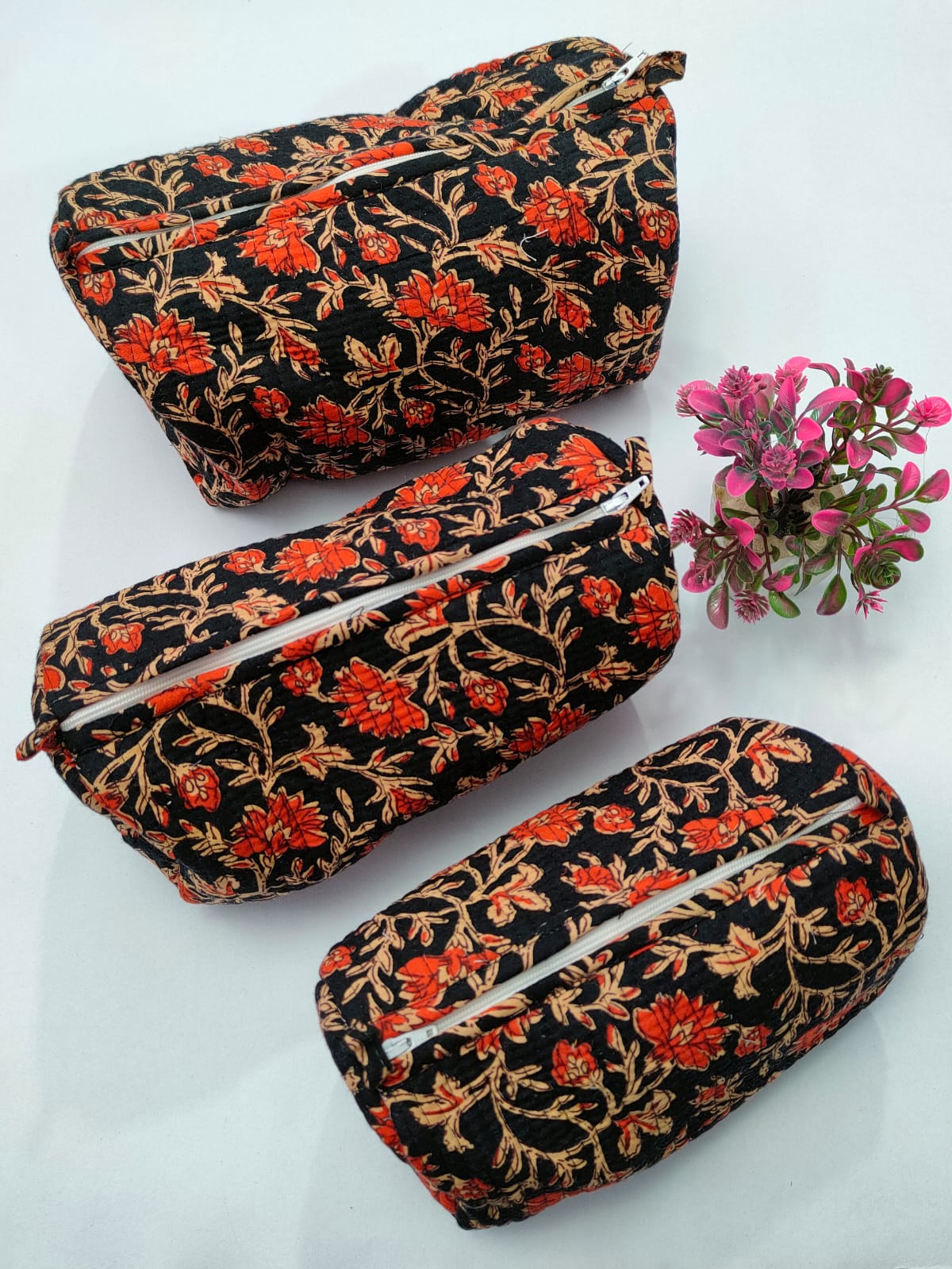 Set of 3 Pouches With A Waterproof Lining, Perfect For Cosmetics