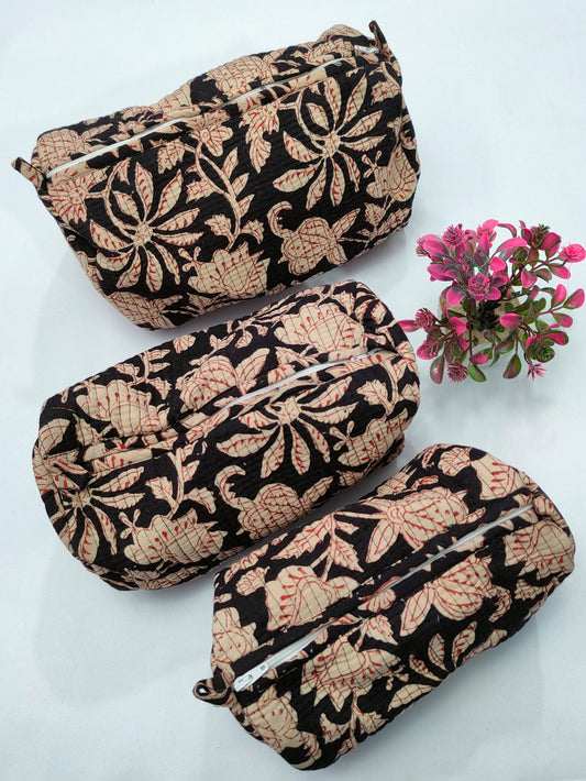 Set of 3 Pouches With A Waterproof Lining, Perfect For Cosmetics
