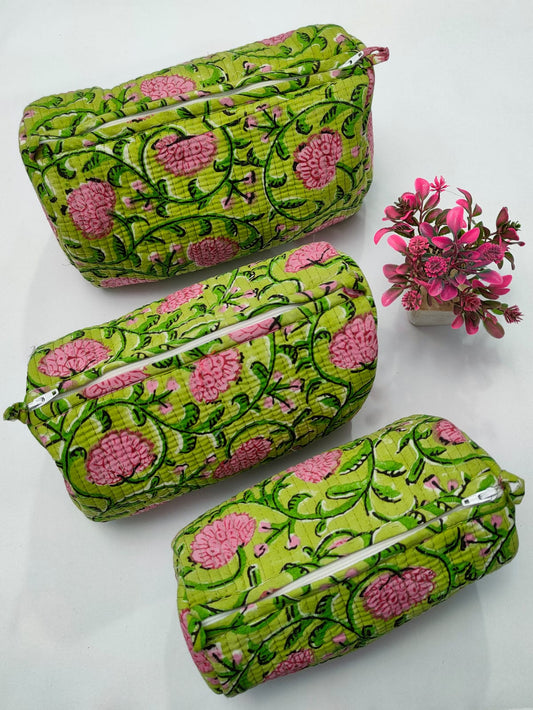 Set of 3 Pouches With A Waterproof Lining, Perfect For Cosmetics