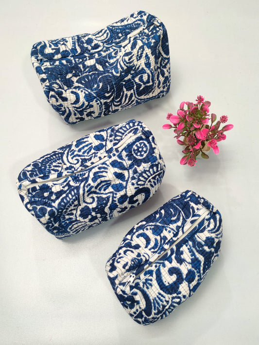 Set of 3 Pouches With A Waterproof Lining, Perfect For Cosmetics