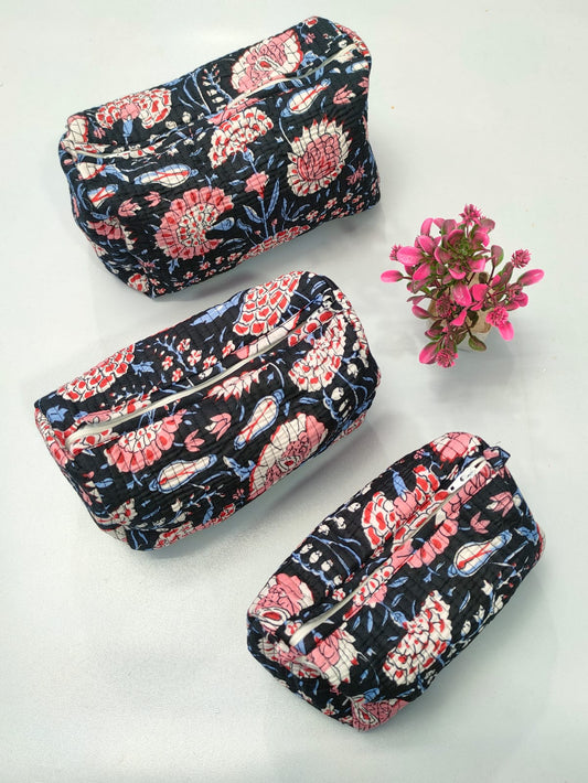 Set of 3 Pouches With A Waterproof Lining, Perfect For Cosmetics