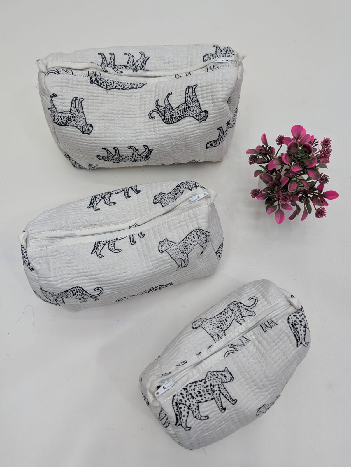 Set of 3 Pouches With A Waterproof Lining, Perfect For Cosmetics