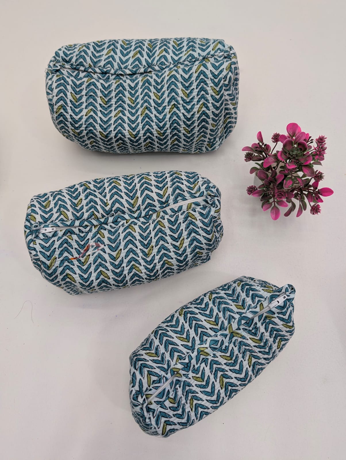 Set of 3 Pouches With A Waterproof Lining, Perfect For Cosmetics