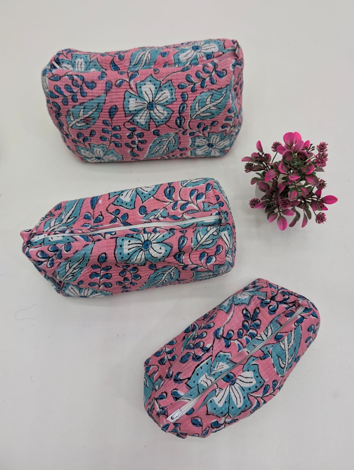 Set of 3 Pouches With A Waterproof Lining, Perfect For Cosmetics