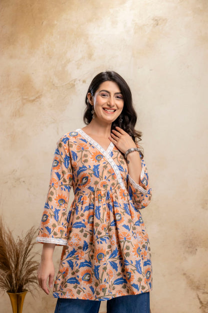 Peach Floral Cotton Short Kurti – V Neck Lace Detail