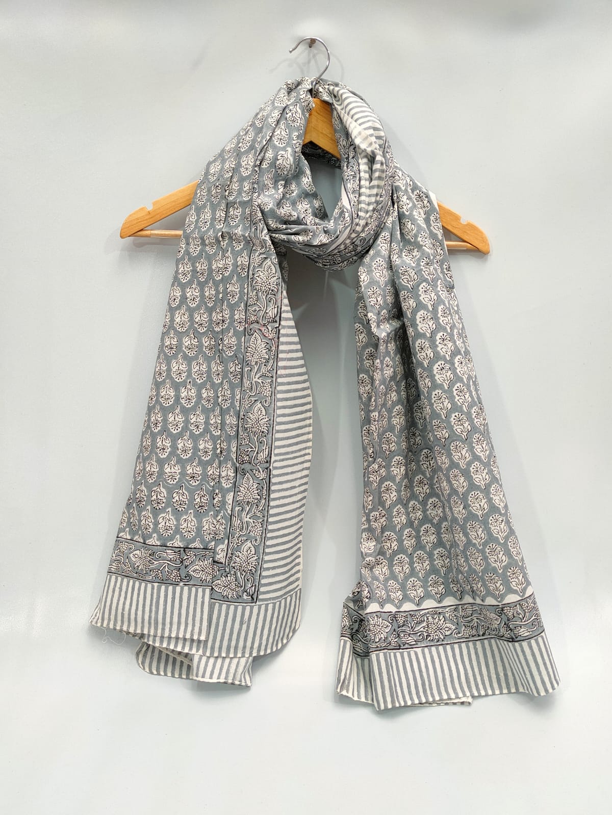mul cotton hand block printed stole