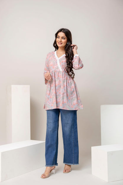 Pastel Pink Floral Cotton Short Kurti – V Neck Lace Detail