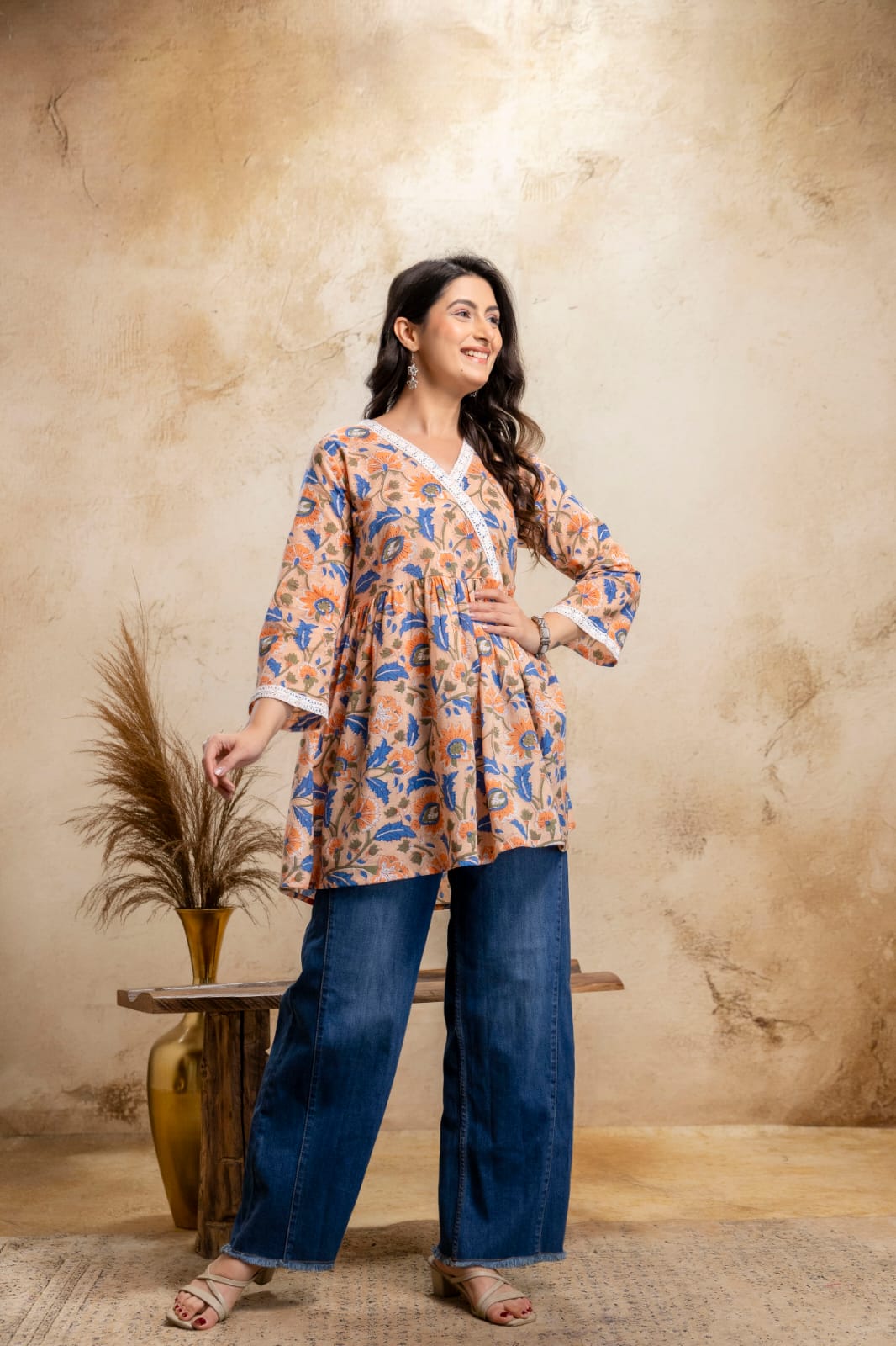 Peach Floral Cotton Short Kurti – V Neck Lace Detail