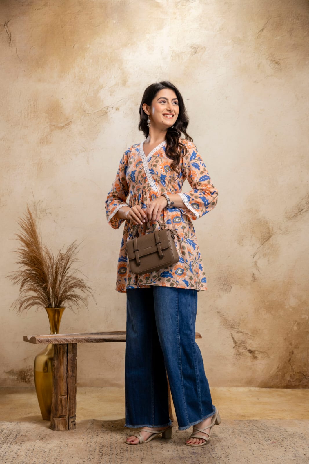 Peach Floral Cotton Short Kurti – V Neck Lace Detail