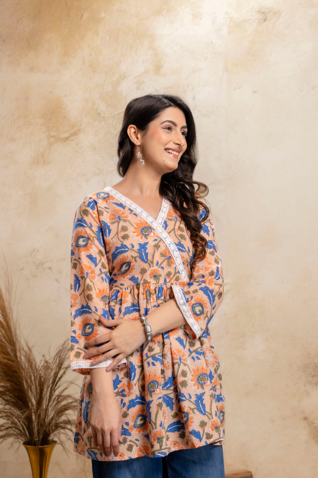 Peach Floral Cotton Short Kurti – V Neck Lace Detail
