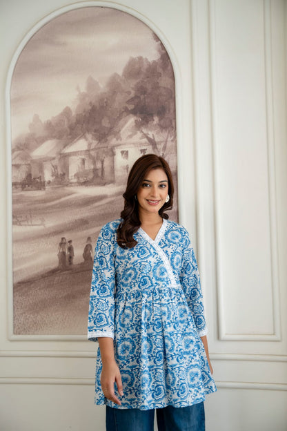 Paisley Cotton Short Kurti – V Neck Lace Detail - Blue White