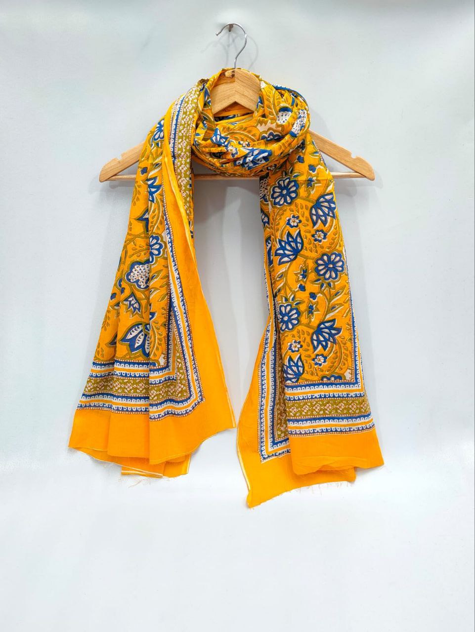 2 Meter Mulmul Cotton HandBlock Dupatta / Stole - TSPDSHS24